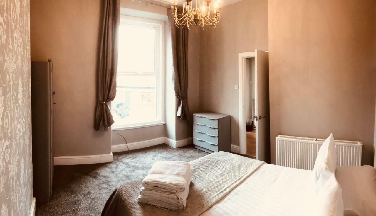 7 Llewelyn Avenue Apartamento